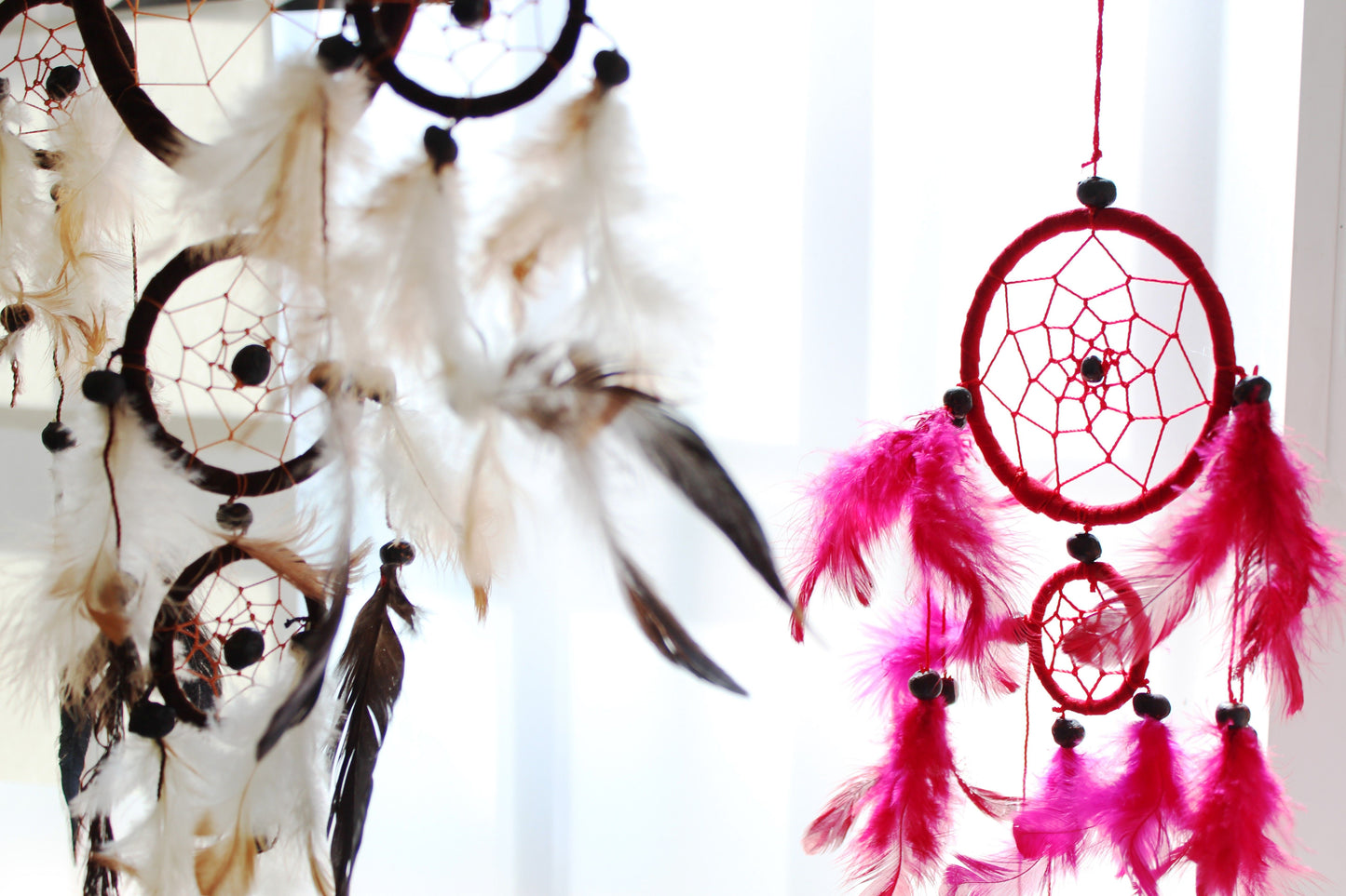 Bali Dreamcatchers - Small Heart - Black/White/Red