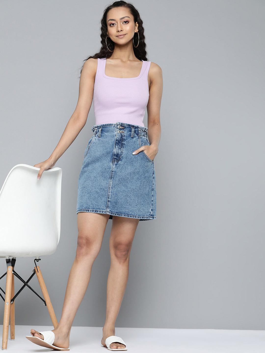 Deep V-Neck Sleeveless Tank Top - VONYQ