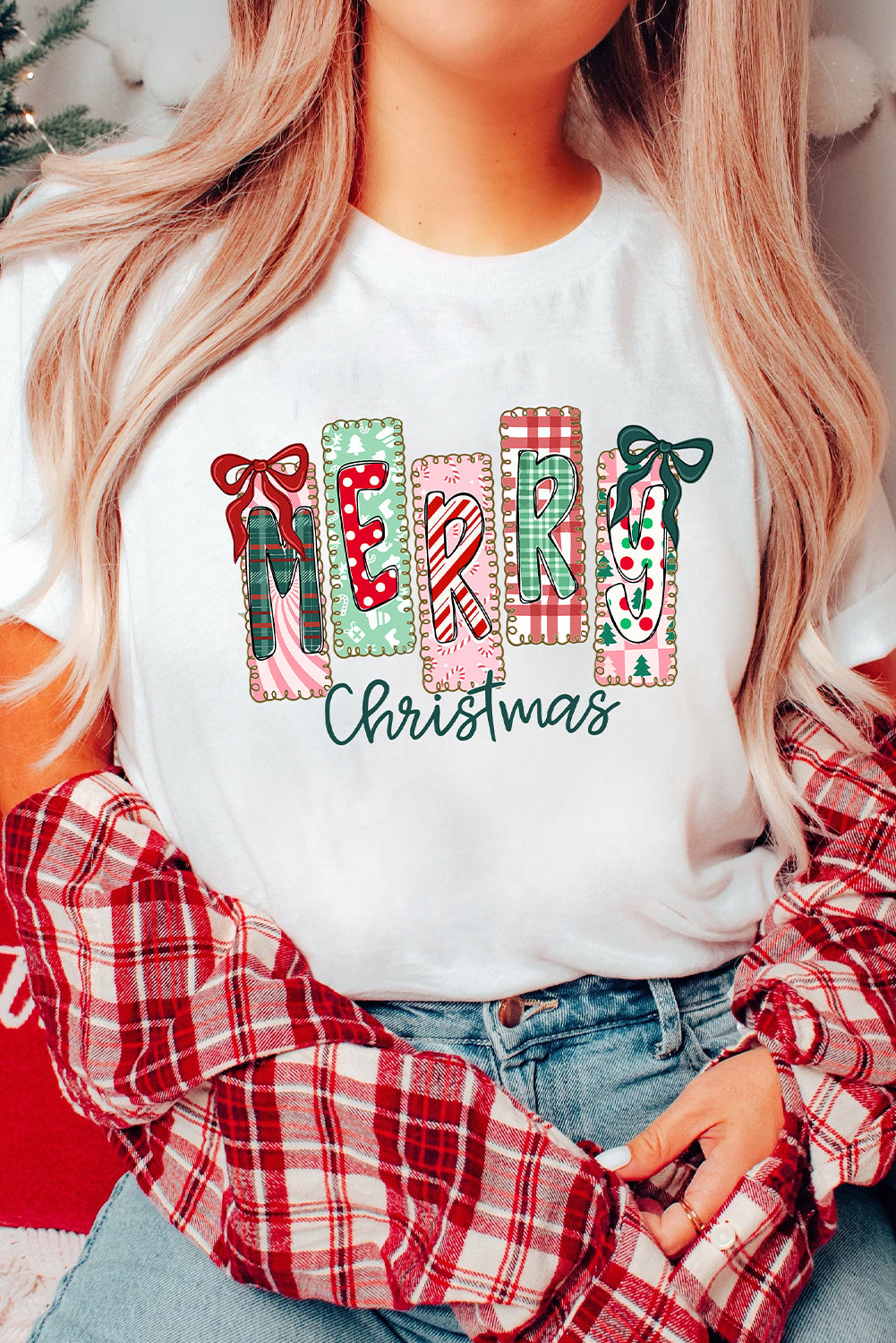 White Merry Christmas Ribbon Bow Detail Holiday Graphic Tee