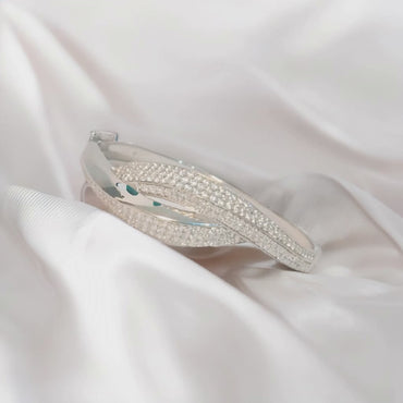 Eterna Bangle